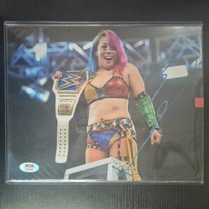 Asuka WWE Woman's Former Champion Autographed PSA COA 8X10 Photo
